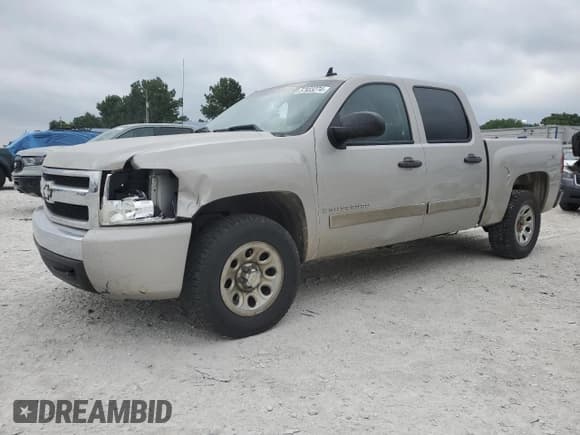 ✅ 2008 Chevrolet Silverado 1500 LS • VIN: 2GCEK13C581169426 • Лот: 57933274. Опубликован ранее на Copart с пробегом 243 269 миль. Бесплатный доступ к архиву аукционных продаж из США и подробный отчёт об истории автомобиля на DreamBid. Изображение 1.