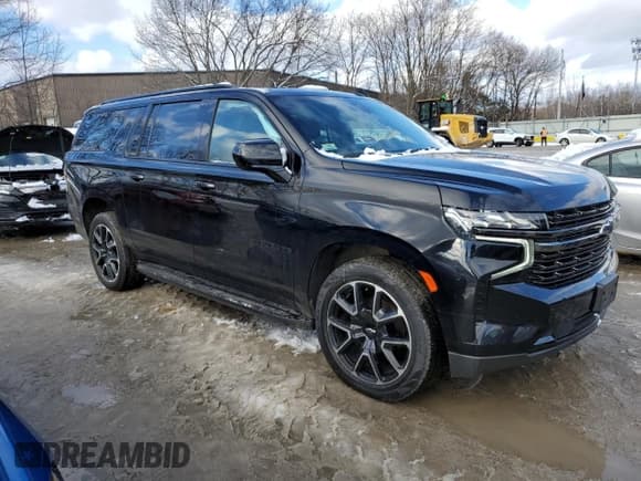✅ 2021 Chevrolet Suburban RST • VIN: 1GNSKEKD3MR426399 • Lot: 44674465. Listed on Copart with 162,266 mi. Free auction sales archive from the USA and detailed vehicle history report at DreamBid. Image 4.