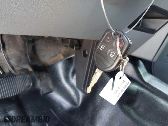 ✅ 2015 Ford F-250 XL • VIN: 1FT7W2ATXFEA51244 • Lot: 41800985. Listed on IAAI with 230,392 mi. Free auction sales archive from the USA and detailed vehicle history report at DreamBid. Image 11.