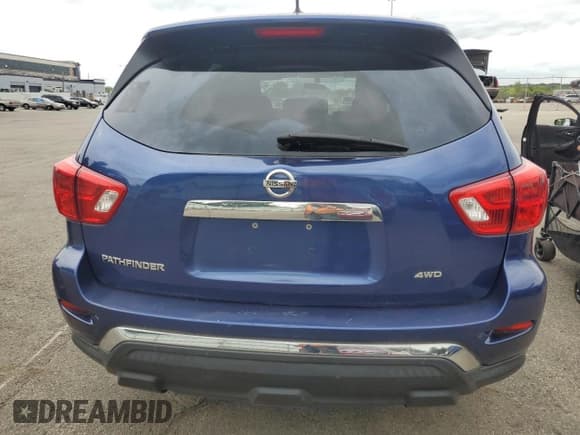✅ 2018 Nissan Pathfinder SL • VIN: 5N1DR2MM3JC679371 • Lot: 69967895. Wystawiony na Copart z przebiegiem 190 890 mil. Bezpłatny archiwum sprzedaży aukcyjnych z USA i szczegółowy raport historii pojazdu na DreamBid. Zdjęcie 6.
