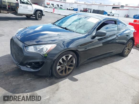 ✅ 2013 Hyundai Genesis Coupe R-Spec • VIN: KMHHT6KD4DU094715 • Lot: 41795507. Wystawiony na IAAI z przebiegiem 124 173 mil. Bezpłatny archiwum sprzedaży aukcyjnych z USA i szczegółowy raport historii pojazdu na DreamBid. Zdjęcie 2.