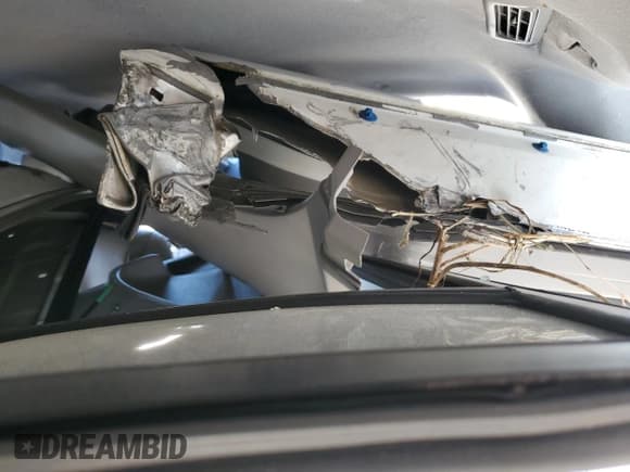 ✅ 2013 Toyota Highlander Limited • VIN: 5TDYK3EH2DS118485 • Lot: 89436585. Listed on Copart with Not provided. Free auction sales archive from the USA and detailed vehicle history report at DreamBid. Image 10.