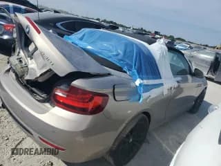 ✅ 2017 BMW 2 Series 230i • VIN: WBA2K9C35H7A26285 • Lot: 91405625. Wystawiony na Copart z przebiegiem 42 406 mil. Bezpłatny archiwum sprzedaży aukcyjnych z USA i szczegółowy raport historii pojazdu na DreamBid. Zdjęcie 3.