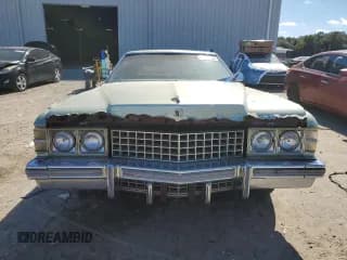 ✅ 1974 Cadillac DeVille • VIN: 6D49R4Q224803 • Lot: 90355995. Wystawiony na Copart z przebiegiem 95 660 mil. Bezpłatny archiwum sprzedaży aukcyjnych z USA i szczegółowy raport historii pojazdu na DreamBid. Zdjęcie 5.