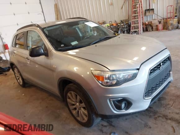 2013 Mitsubishi Outlander LE z VIN 4A4AR5AU1DE024530, wystawiony jako IAAI lot #43578980 z przebiegiem 230 778 mil mil oraz . Historia ofert i sprzedaży dostępna na DreamBid. Obrazek 1.