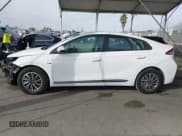 ✅ 2020 Hyundai Ioniq SE • VIN: KMHC75LJXLU068566 • Lot: 41048842. Wystawiony na IAAI z przebiegiem 39 232 mil. Bezpłatny archiwum sprzedaży aukcyjnych z USA i szczegółowy raport historii pojazdu na DreamBid. Zdjęcie 15.