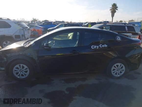 ✅ 2016 Toyota Prius Two • VIN: JTDKBRFUXG3530759 • Лот: 43535397. Опубликован ранее на IAAI с пробегом 175 993 миль. Бесплатный доступ к архиву аукционных продаж из США и подробный отчёт об истории автомобиля на DreamBid. Изображение 15.