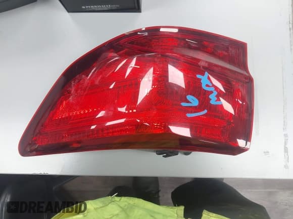 ✅ 2014 Acura MDX Technology • VIN: 5FRYD3H49EB018598 • Lot: 42320953. Wystawiony na IAAI z przebiegiem 188 639 mil. Bezpłatny archiwum sprzedaży aukcyjnych z USA i szczegółowy raport historii pojazdu na DreamBid. Zdjęcie 18.