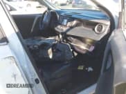 ✅ 2018 Toyota RAV4 LE • VIN: 2T3ZFREV3JW460412 • Lot: 43495288. Wystawiony na IAAI z przebiegiem 145 566 mil. Bezpłatny archiwum sprzedaży aukcyjnych z USA i szczegółowy raport historii pojazdu na DreamBid. Zdjęcie 5.