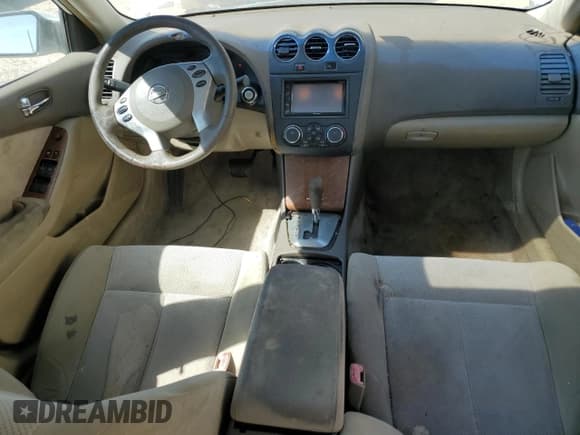 ✅ 2009 Nissan Altima SL • VIN: 1N4AL21E09N540388 • Лот: 86844575. Опубликован ранее на Copart с пробегом Не указан. Бесплатный доступ к архиву аукционных продаж из США и подробный отчёт об истории автомобиля на DreamBid. Изображение 8.