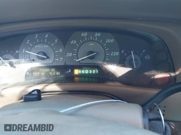 ✅ 2004 Buick Park Avenue Ultra • VIN: 1G4CU541944114896 • Lot: 43482565. Wystawiony na IAAI z przebiegiem 233 321 mil. Bezpłatny archiwum sprzedaży aukcyjnych z USA i szczegółowy raport historii pojazdu na DreamBid. Zdjęcie 7.