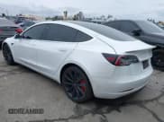 ✅ 2020 Tesla Model 3 Performance • VIN: 5YJ3E1EC4LF625109 • Lot: 41735149. Wystawiony na IAAI z przebiegiem 95 010 mil. Bezpłatny archiwum sprzedaży aukcyjnych z USA i szczegółowy raport historii pojazdu na DreamBid. Zdjęcie 3.