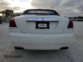 ✅ 2016 Rolls-Royce Dawn • VIN: SCA666D51GU102208 • Lot: 83388274. Listed on Copart with 25,930 mi. Free auction sales archive from the USA and detailed vehicle history report at DreamBid. Image 6.