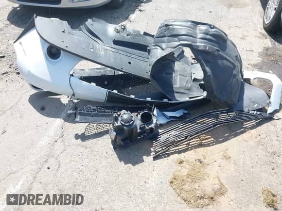 2018 Dodge Challenger R/T z VIN 2C3CDZBT2JH259541, wystawiony jako IAAI lot #42143798 z przebiegiem 90 510 mil mil oraz . Historia ofert i sprzedaży dostępna na DreamBid. Obrazek 12.