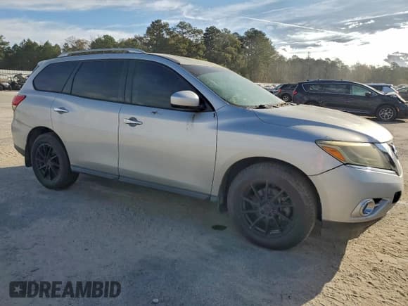 ✅ 2015 Nissan Pathfinder SV • VIN: 5N1AR2MN0FC621740 • Lot: 94438605. Listed on Copart with 164,841 mi. Free auction sales archive from the USA and detailed vehicle history report at DreamBid. Image 4.