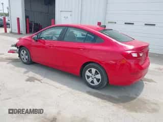 2017 Chevrolet Cruze LS с VIN 1G1BC5SM5H7174946, выставлен на аукционе IAAI как лот 42461440 с пробегом 46 097 миль миль и . История ставок и продаж доступна на DreamBid. Изображение 3.