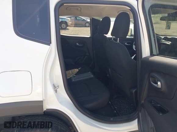 ✅ 2020 Jeep Renegade Latitude • VIN: ZACNJBBB5LPL11478 • Лот: 43169908. Опубликован ранее на IAAI с пробегом 79 013 миль. Бесплатный доступ к архиву аукционных продаж из США и подробный отчёт об истории автомобиля на DreamBid. Изображение 8.