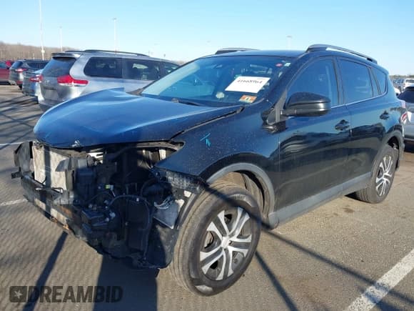 ✅ 2017 Toyota RAV4 LE • VIN: 2T3BFREV6HW543909 • Лот: 41668964. Опубликован ранее на IAAI с пробегом 102 452 миль. Бесплатный доступ к архиву аукционных продаж из США и подробный отчёт об истории автомобиля на DreamBid. Изображение 22.