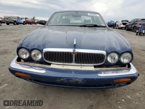 ✅ 1998 Jaguar XJ • VIN: SAJHX6243WC827873 • Lot: 78366904. Listed on Copart with Not provided. Free auction sales archive from the USA and detailed vehicle history report at DreamBid. Image 5.