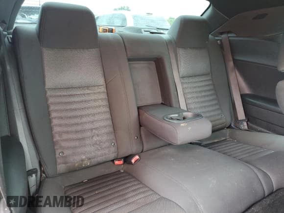 ✅ 2012 Dodge Challenger SXT • VIN: 2C3CDYAG4CH187050 • Lot: 52743774. Wystawiony na Copart z przebiegiem 191 096 mil. Bezpłatny archiwum sprzedaży aukcyjnych z USA i szczegółowy raport historii pojazdu na DreamBid. Zdjęcie 10.