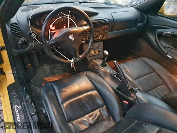 ✅ 2001 Porsche 911 • VIN: WP0CA29931S654830 • Lot: 91081335. Wystawiony na Copart z przebiegiem 179 609 mil. Bezpłatny archiwum sprzedaży aukcyjnych z USA i szczegółowy raport historii pojazdu na DreamBid. Zdjęcie 8.