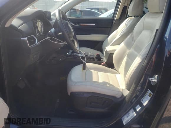 ✅ 2019 Mazda CX-5 Grand Touring • VIN: JM3KFBDM7K1635530 • Lot: 62737123. Listed on Copart with 50,726 mi. Free auction sales archive from the USA and detailed vehicle history report at DreamBid. Image 7.