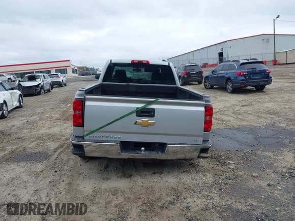 ✅ 2015 Chevrolet Silverado 1500 LT • VIN: 1GCVKREH2FZ198992 • Лот: 43330862. Опубликован ранее на IAAI с пробегом 161 085 миль. Бесплатный доступ к архиву аукционных продаж из США и подробный отчёт об истории автомобиля на DreamBid. Изображение 16.