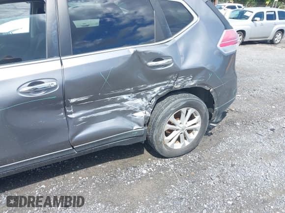 ✅ 2015 Nissan Rogue S • VIN: KNMAT2MTXFP592521 • Лот: 42721786. Опубликован ранее на IAAI с пробегом 136 494 миль. Бесплатный доступ к архиву аукционных продаж из США и подробный отчёт об истории автомобиля на DreamBid. Изображение 6.