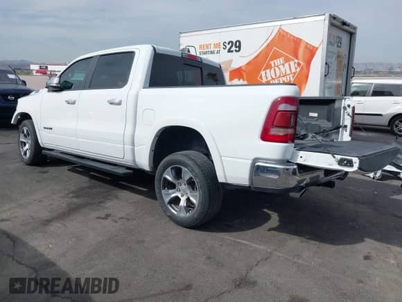 2022 Ram 1500 Laramie z VIN 1C6RREJTXNN357898, wystawiony jako IAAI lot #41966113 z przebiegiem 57 947 mil mil oraz . Historia ofert i sprzedaży dostępna na DreamBid. Obrazek 3.