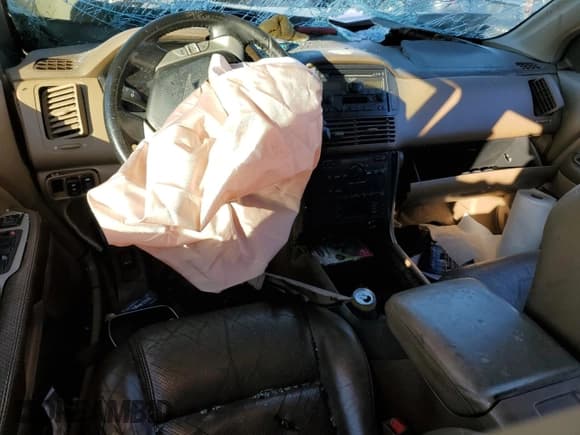 ✅ 2005 Honda Pilot EX-L • VIN: 5FNYF18525B019519 • Lot: 89496265. Wystawiony na Copart z przebiegiem Nie podano. Bezpłatny archiwum sprzedaży aukcyjnych z USA i szczegółowy raport historii pojazdu na DreamBid. Zdjęcie 8.