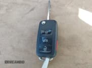 ✅ 2011 Volkswagen Jetta SE • VIN: 3VWDZ7AJ6BM309119 • Lot: 43018924. Wystawiony na IAAI z przebiegiem 88 761 mil. Bezpłatny archiwum sprzedaży aukcyjnych z USA i szczegółowy raport historii pojazdu na DreamBid. Zdjęcie 11.