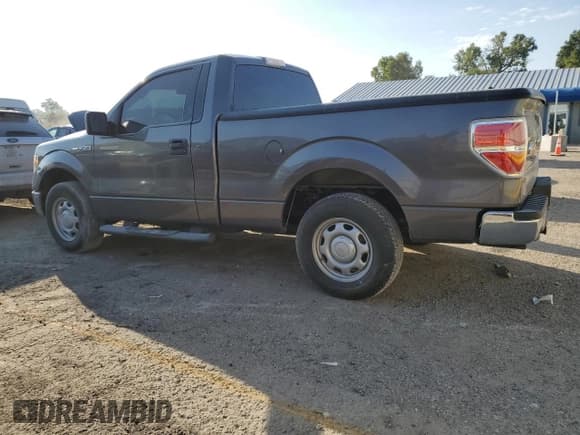✅ 2012 Ford F-150 XL • VIN: 1FTMF1CM3CKE33986 • Lot: 81839145. Listed on Copart with 107,396 mi. Free auction sales archive from the USA and detailed vehicle history report at DreamBid. Image 2.