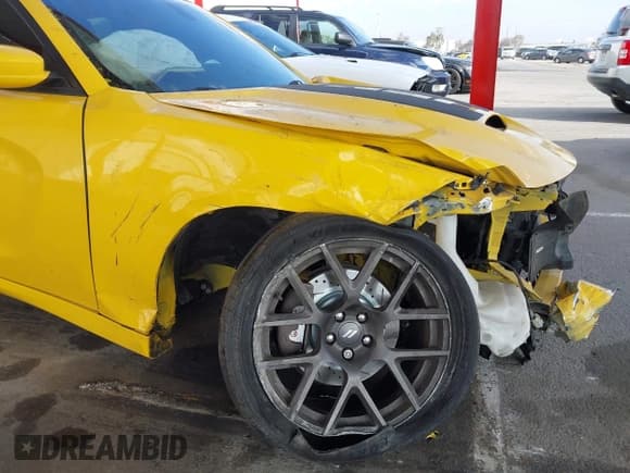 ✅ 2017 Dodge Charger R/T • VIN: 2C3CDXCT9HH528857 • Lot: 43277786. Listed on IAAI with 98,353 mi. Free auction sales archive from the USA and detailed vehicle history report at DreamBid. Image 18.