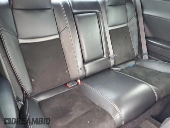 ✅ 2014 Dodge Challenger R/T Classic • VIN: 2C3CDYBT6EH196735 • Lot: 76227254. Wystawiony na Copart z przebiegiem 89 575 mil. Bezpłatny archiwum sprzedaży aukcyjnych z USA i szczegółowy raport historii pojazdu na DreamBid. Zdjęcie 10.