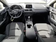 ✅ 2017 Mazda 3 Sport • VIN: 3MZBN1K77HM114108 • Lot: 71810614. Wystawiony na Copart z przebiegiem 64 091 mil. Bezpłatny archiwum sprzedaży aukcyjnych z USA i szczegółowy raport historii pojazdu na DreamBid. Zdjęcie 8.