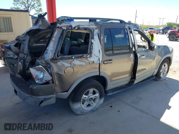 ✅ 2002 Ford Explorer XLT • VIN: 1FMZU63K22UD19127 • Лот: 41742419. Опубликован ранее на IAAI с пробегом Не указан. Бесплатный доступ к архиву аукционных продаж из США и подробный отчёт об истории автомобиля на DreamBid. Изображение 4.