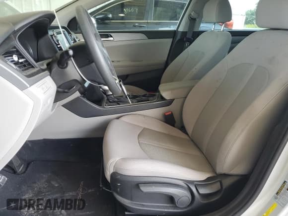 ✅ 2018 Hyundai Sonata SE • VIN: 5NPE24AF9JH698879 • Lot: 50980893. Listed on Copart with 41,977 mi. Free auction sales archive from the USA and detailed vehicle history report at DreamBid. Image 7.