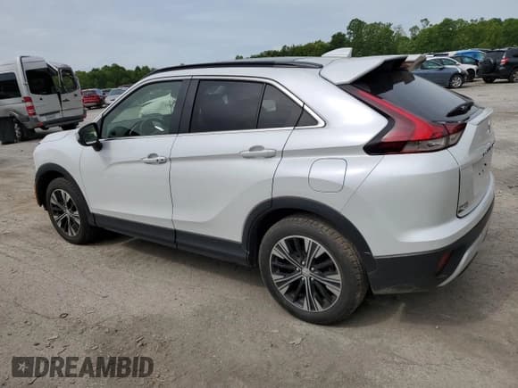 ✅ 2022 Mitsubishi Eclipse Cross SE • VIN: JA4ATWAA0NZ004178 • Lot: 57632015. Listed on Copart with 57,759 mi. Free auction sales archive from the USA and detailed vehicle history report at DreamBid. Image 2.