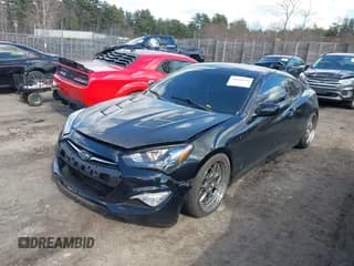 ✅ 2013 Hyundai Genesis Coupe 2.0T • VIN: KMHHT6KD2DU097886 • Lot: 41864894. Wystawiony na IAAI z przebiegiem 152 642 mil. Bezpłatny archiwum sprzedaży aukcyjnych z USA i szczegółowy raport historii pojazdu na DreamBid. Zdjęcie 2.