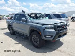 ✅ 2025 Nissan Frontier Pro-4X • VIN: 1N6ED1EK0SN625608 • Лот: 42817311. Опубликован ранее на IAAI с пробегом 1 756 миль. Бесплатный доступ к архиву аукционных продаж из США и подробный отчёт об истории автомобиля на DreamBid. Изображение 1.