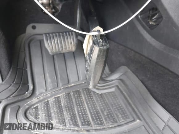 ✅ 2020 Ford Fusion Titanium • VIN: 3FA6P0D97LR116854 • Lot: 43081513. Listed on IAAI with 97,625 mi. Free auction sales archive from the USA and detailed vehicle history report at DreamBid. Image 11.