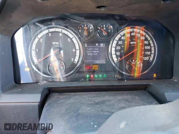 2010 Dodge 1500 SLT с VIN 1D7RV1GT3AS165325, выставлен на аукционе Copart как лот 77208654 с пробегом 299 607 миль миль и Списание • Salvage title. История ставок и продаж доступна на DreamBid. Изображение 9.