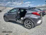 ✅ 2019 Toyota C-HR LE • VIN: NMTKHMBXXKR067755 • Лот: 81027195. Опубликован ранее на Copart с пробегом 130 058 миль. Бесплатный доступ к архиву аукционных продаж из США и подробный отчёт об истории автомобиля на DreamBid. Изображение 2.