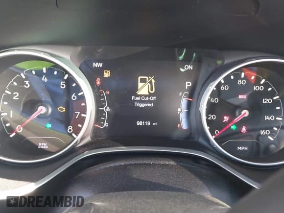 ✅ 2018 Jeep Compass Latitude • VIN: 3C4NJCBB9JT500309 • Lot: 43635319. Wystawiony na IAAI z przebiegiem 98 119 mil. Bezpłatny archiwum sprzedaży aukcyjnych z USA i szczegółowy raport historii pojazdu na DreamBid. Zdjęcie 7.