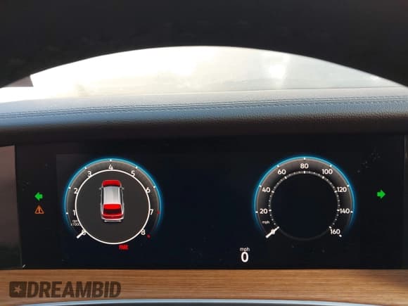 ✅ 2025 Volkswagen Tiguan SEL R-Line • VIN: 3VVLR7RM0SM033339 • Лот: 43539565. Опубликован ранее на IAAI с пробегом 1 001 миль. Бесплатный доступ к архиву аукционных продаж из США и подробный отчёт об истории автомобиля на DreamBid. Изображение 7.