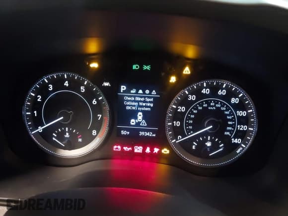 ✅ 2022 Hyundai Venue SEL • VIN: KMHRC8A35NU154415 • Lot: 41872440. Listed on IAAI with 39,342 mi. Free auction sales archive from the USA and detailed vehicle history report at DreamBid. Image 7.