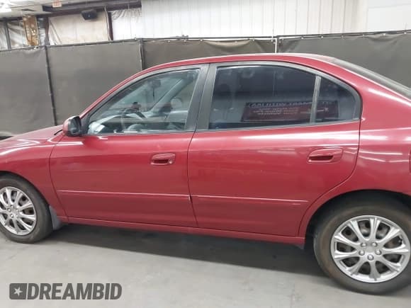 ✅ 2005 Hyundai Elantra GLS • VIN: KMHDN46D85U159400 • Lot: 42713170. Wystawiony na IAAI z przebiegiem 164 349 mil. Bezpłatny archiwum sprzedaży aukcyjnych z USA i szczegółowy raport historii pojazdu na DreamBid. Zdjęcie 14.