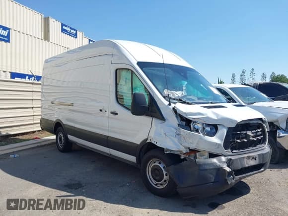 ✅ 2019 Ford Transit • VIN: 1FTBW3XMXKKB74344 • Lot: 42131484. Wystawiony na IAAI z przebiegiem 181 395 mil. Bezpłatny archiwum sprzedaży aukcyjnych z USA i szczegółowy raport historii pojazdu na DreamBid. Zdjęcie 14.