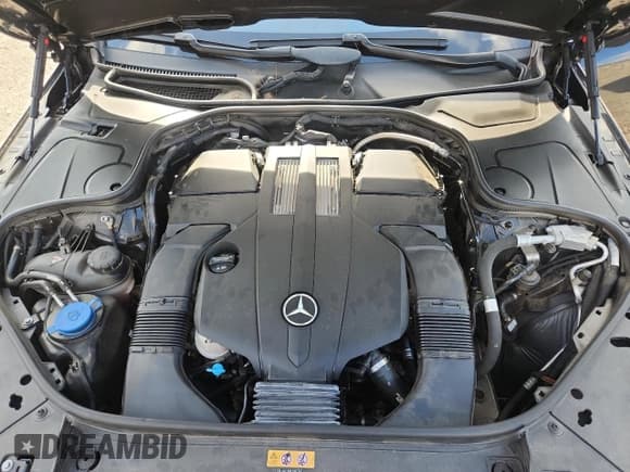 ✅ 2020 Mercedes-Benz S • VIN: W1KUG6GBXLA553198 • Лот: 92808555. Опубликован ранее на Copart с пробегом Не указан. Бесплатный доступ к архиву аукционных продаж из США и подробный отчёт об истории автомобиля на DreamBid. Изображение 11.