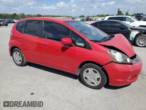 ✅ 2012 Honda Fit • VIN: JHMGE8H33CC009709 • Лот: 81964175. Опубликован ранее на Copart с пробегом 112 177 миль. Бесплатный доступ к архиву аукционных продаж из США и подробный отчёт об истории автомобиля на DreamBid. Изображение 4.